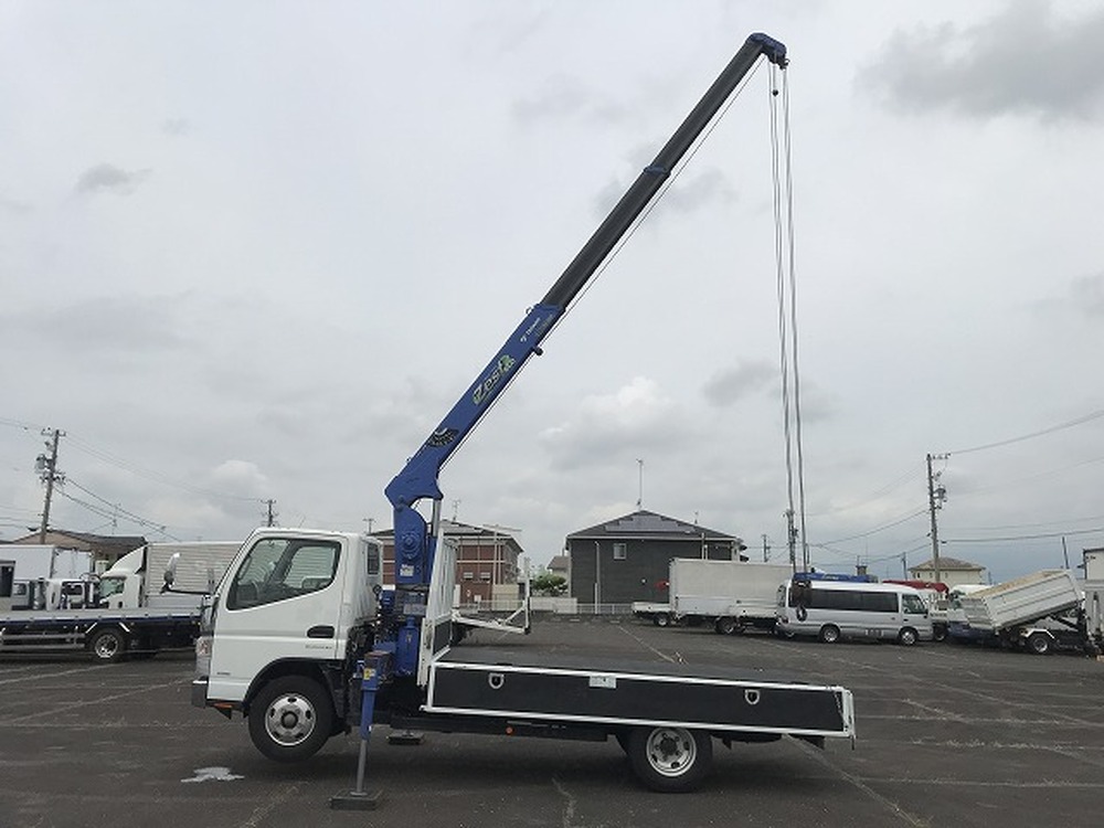 三菱ふそう　キャンター