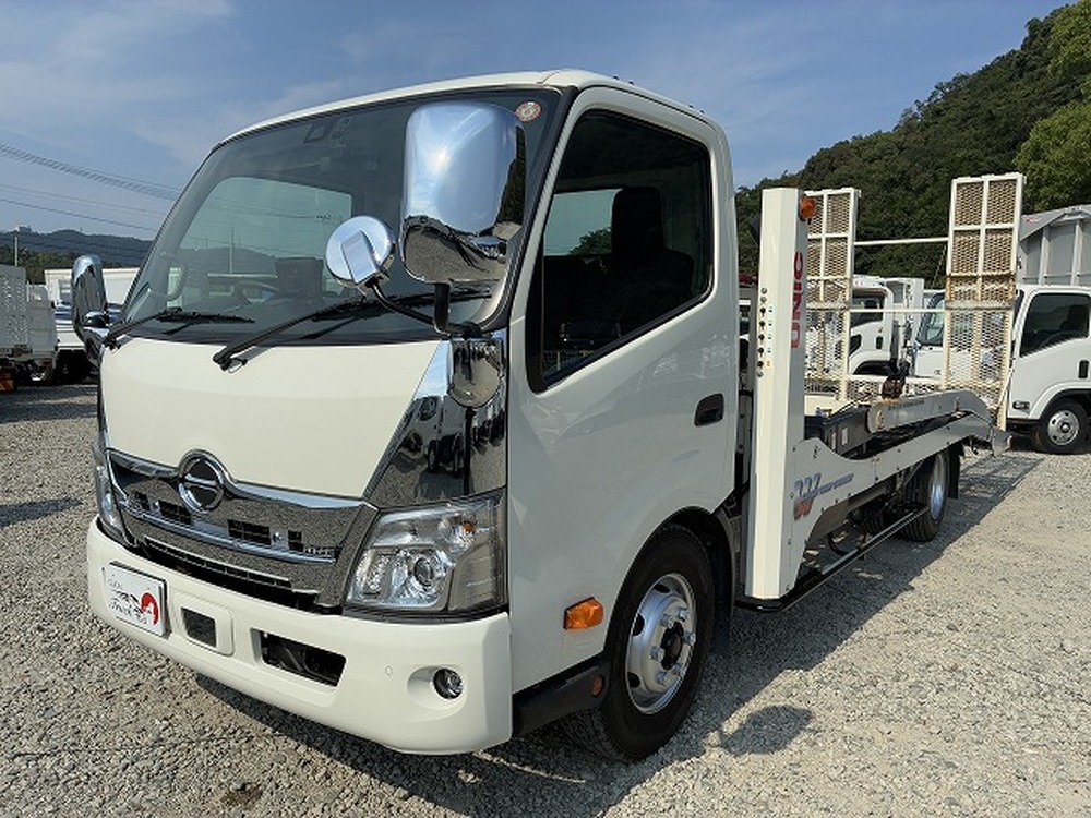 日野　デュトロ