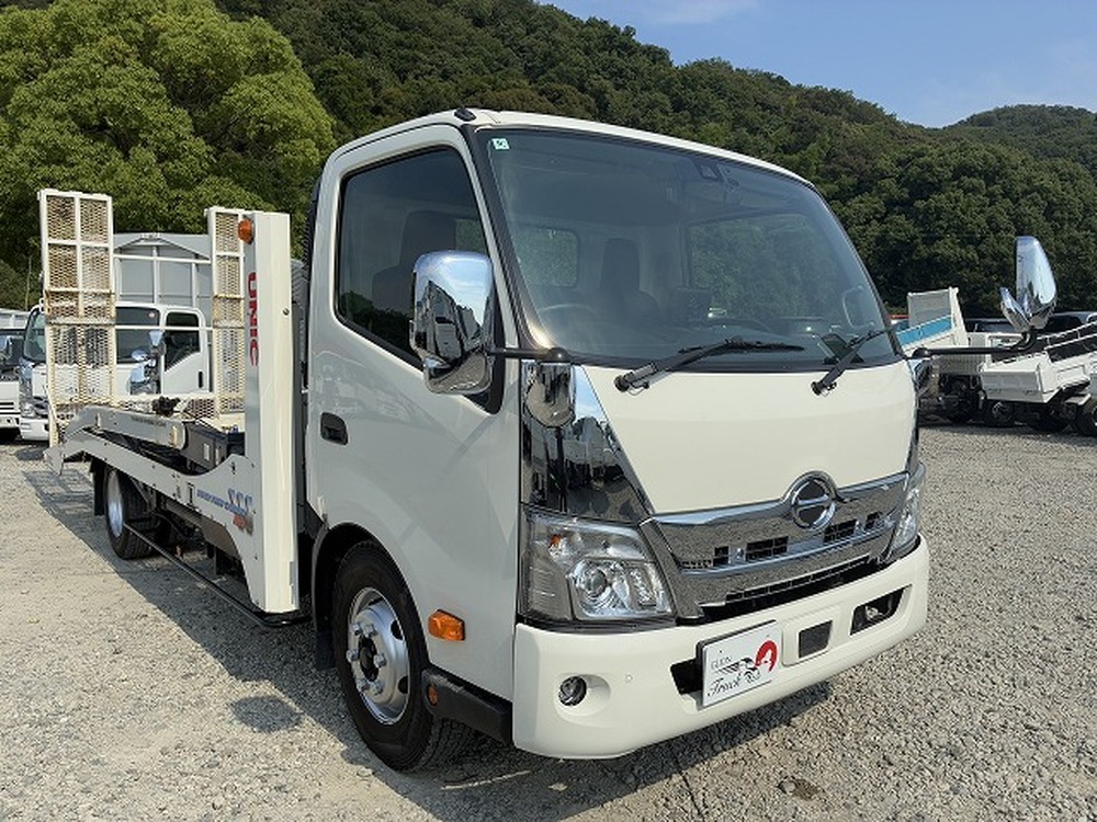 日野　デュトロ