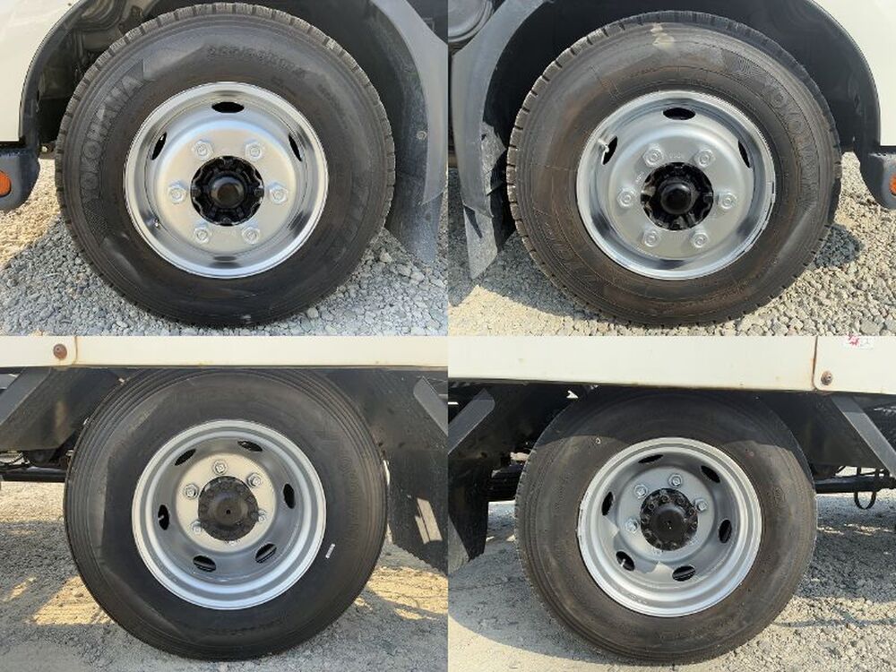 日野　デュトロ