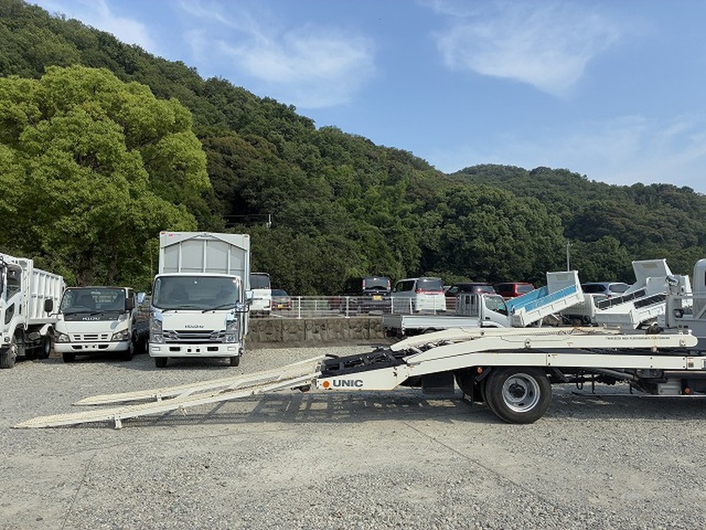 日野　デュトロ