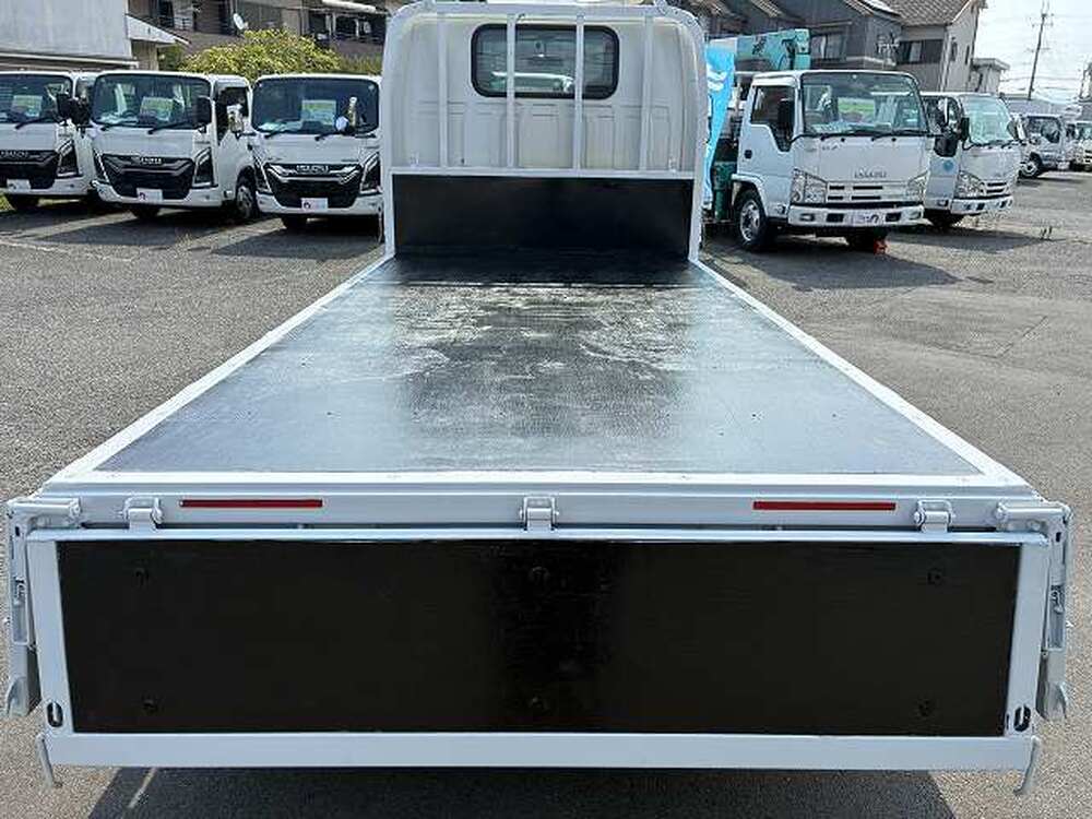 いすゞ　エルフ