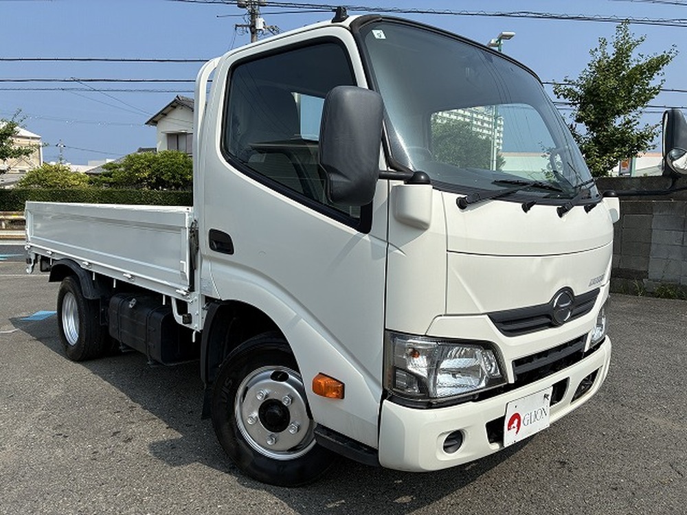 日野　デュトロ