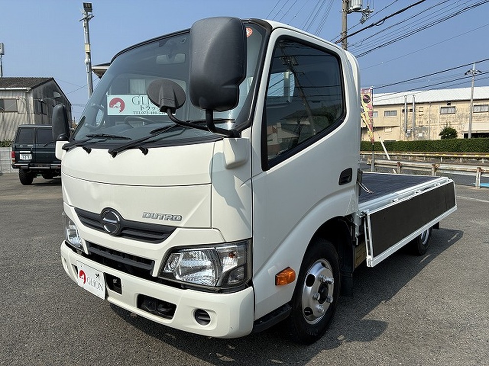 日野　デュトロ