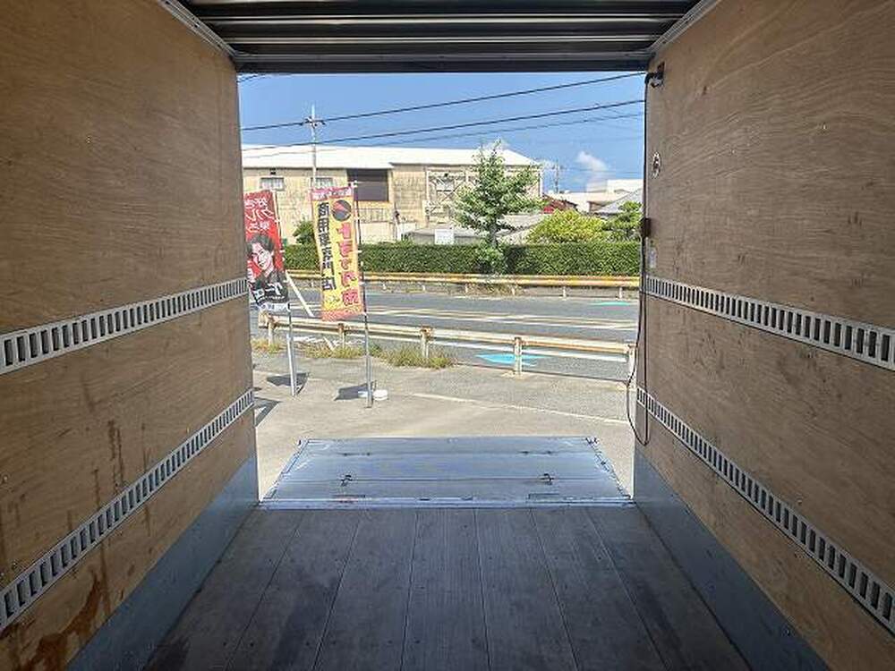 三菱ふそう　キャンター