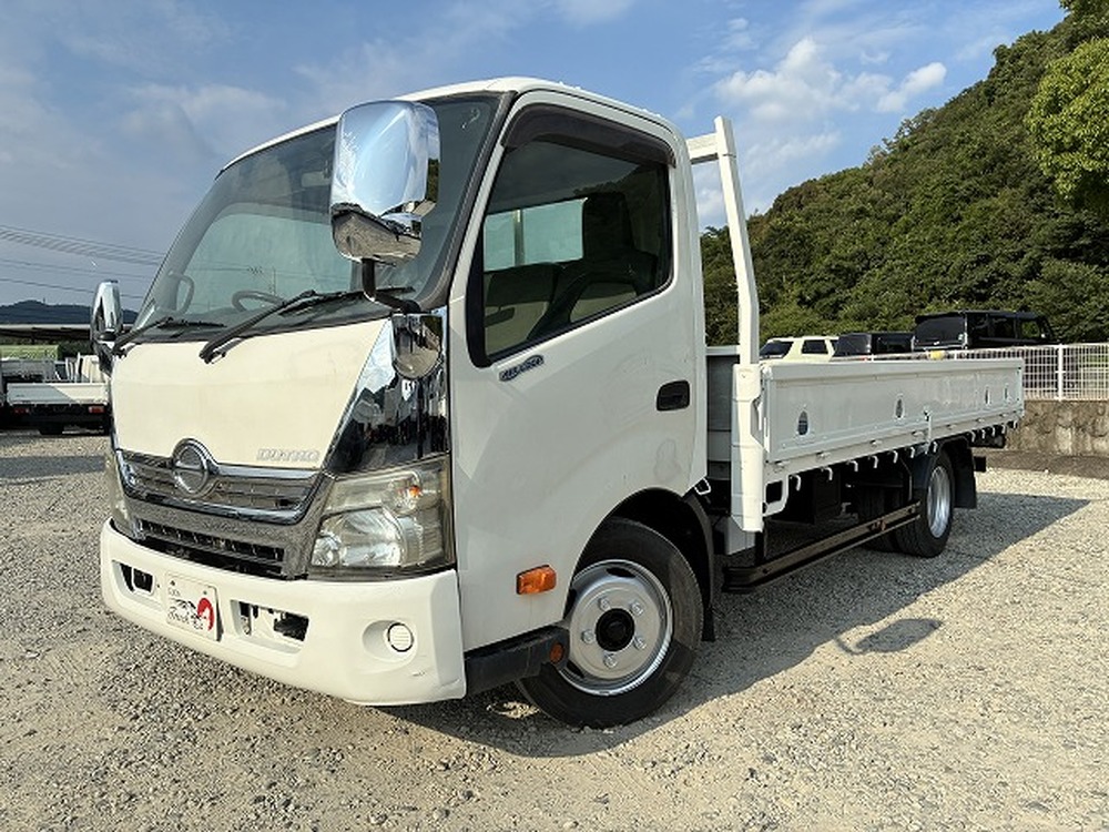日野　デュトロ