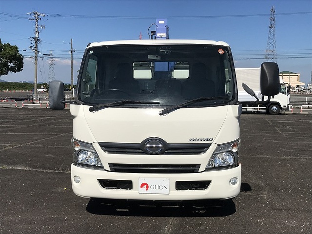 日野　デュトロ
