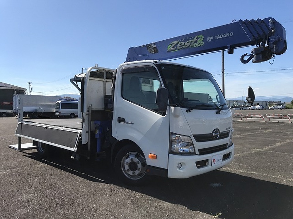 日野　デュトロ