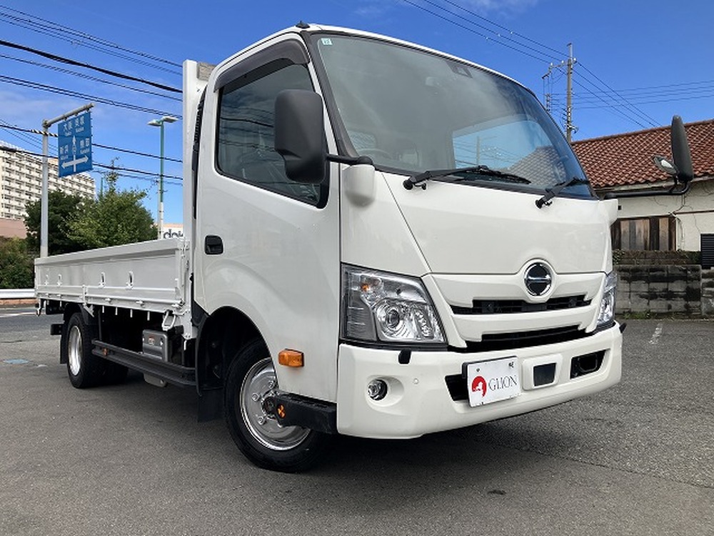 日野　デュトロ