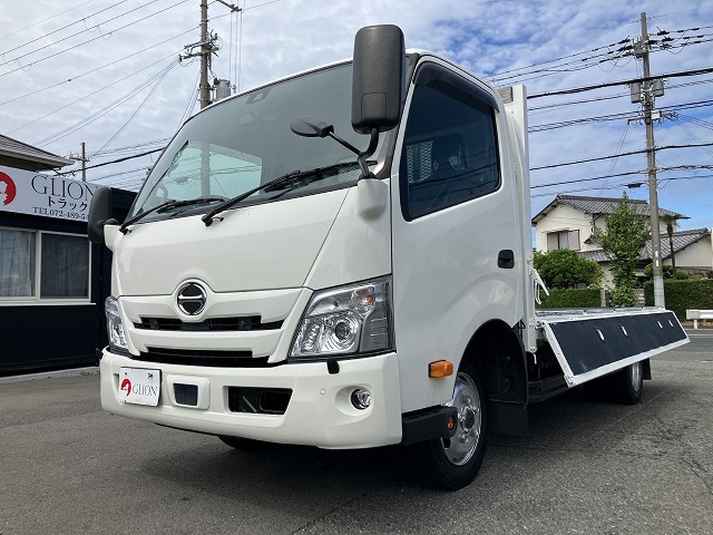 日野　デュトロ