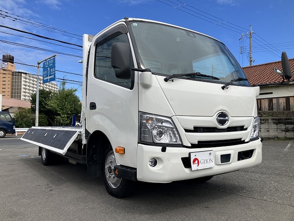 日野　デュトロ