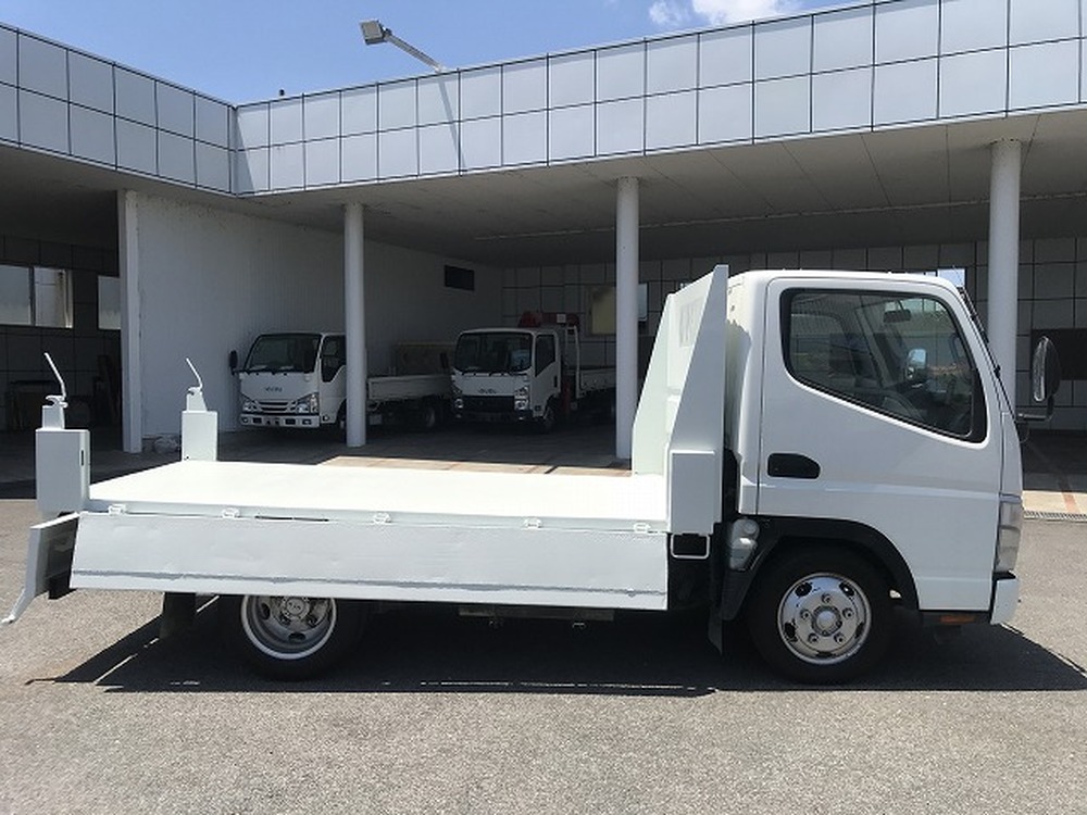 三菱ふそう　キャンター