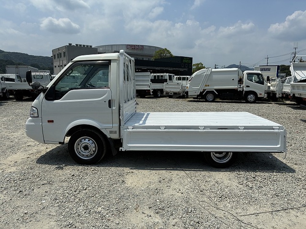 日産　バネットトラック