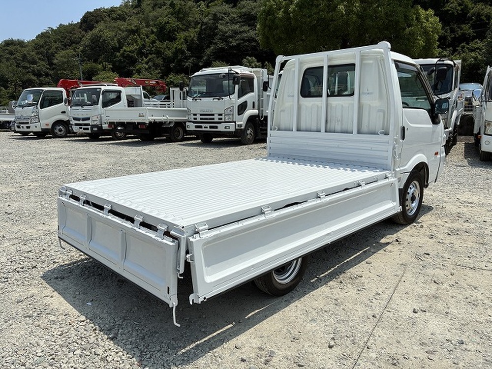 日産　バネットトラック