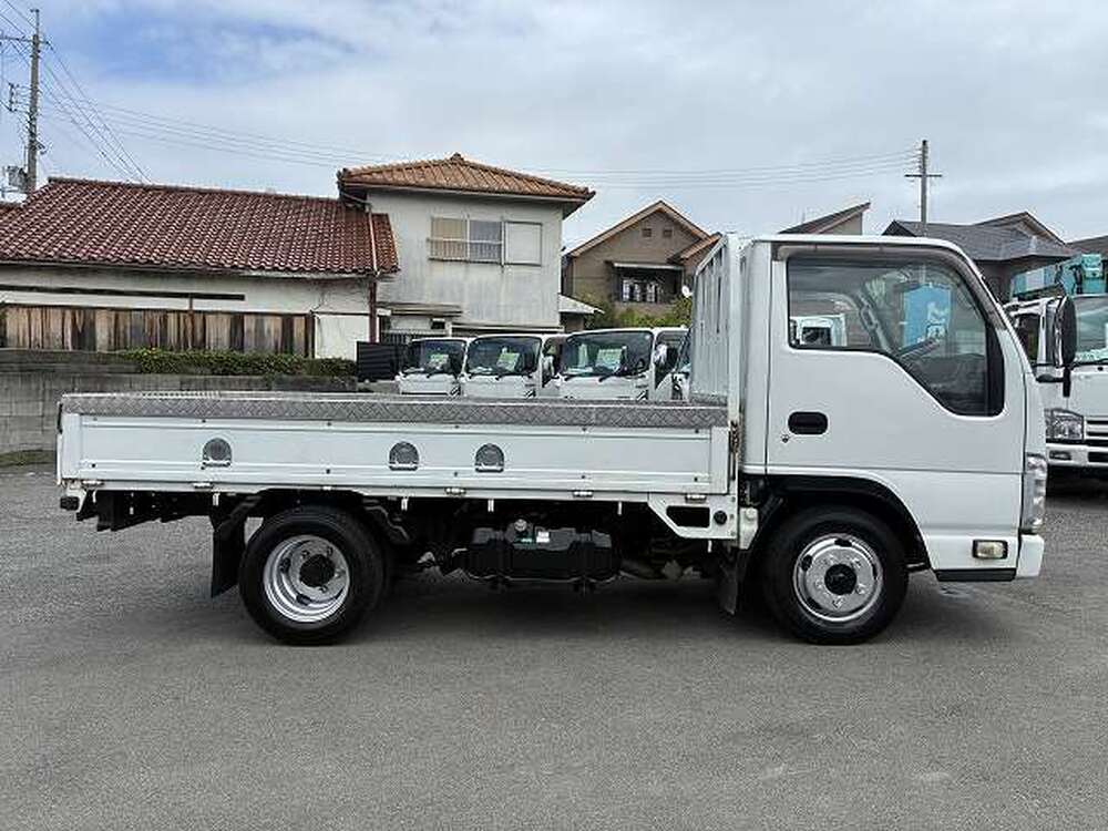 いすゞ　エルフ