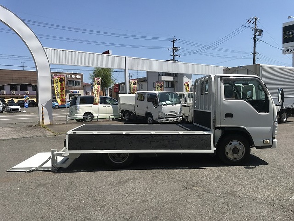 いすゞ　エルフ