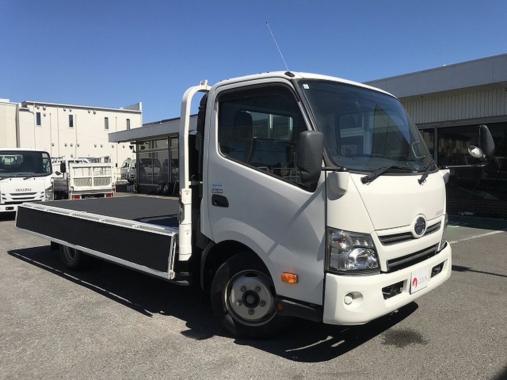 日野　デュトロ