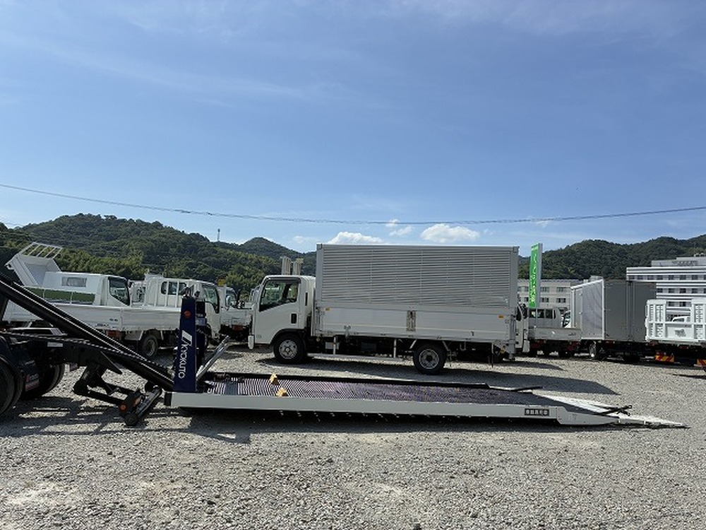 日産　アトラストラック
