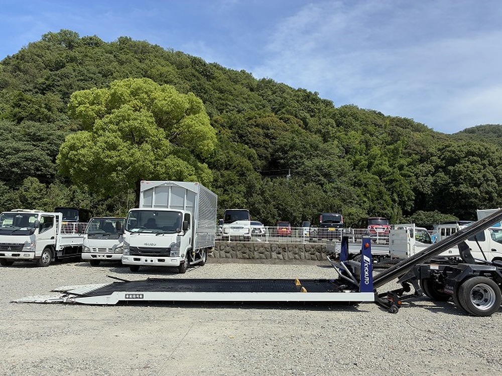 日産　アトラストラック