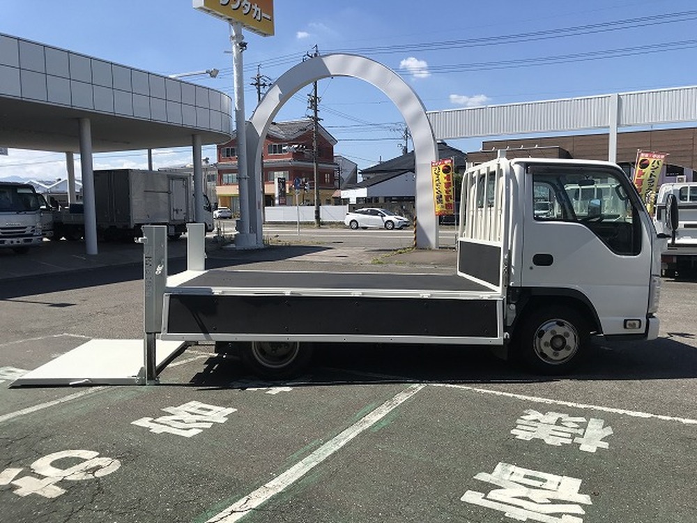 いすゞ　エルフ