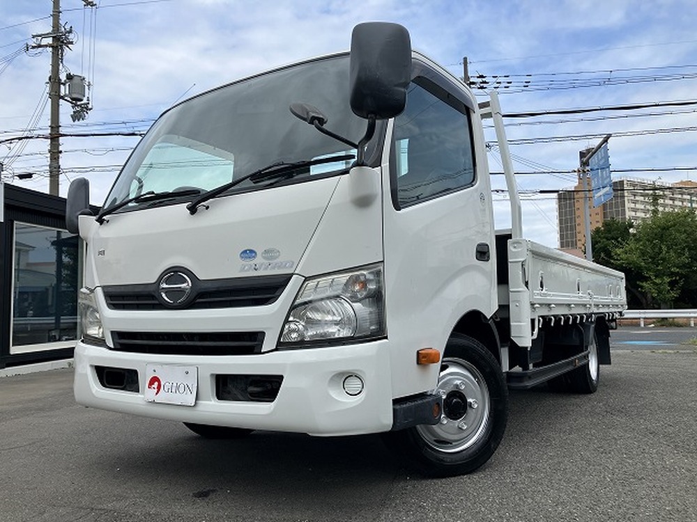 日野　デュトロ