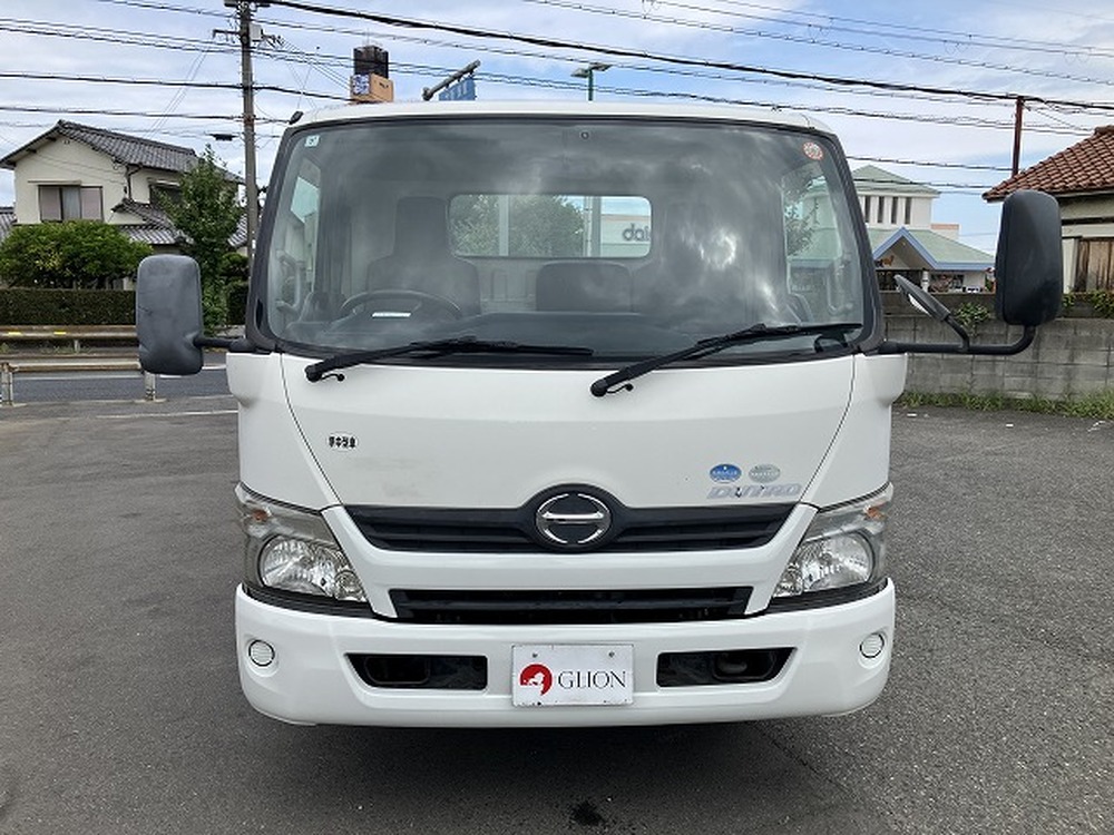 日野　デュトロ