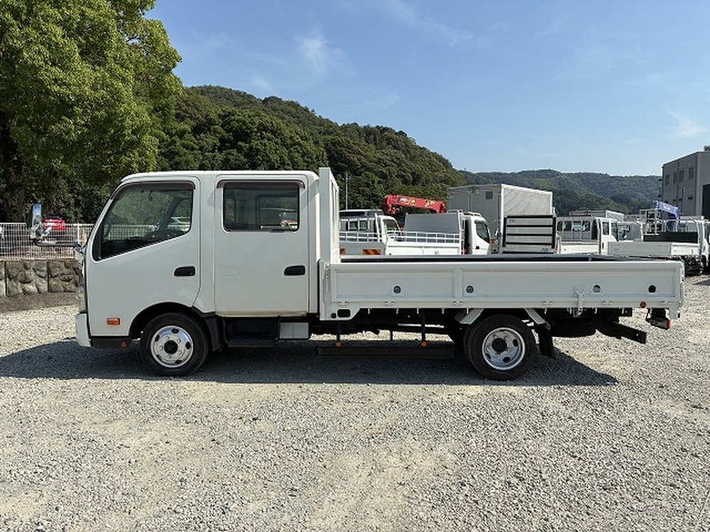 日野　デュトロ