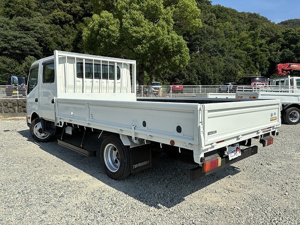 日野　デュトロ