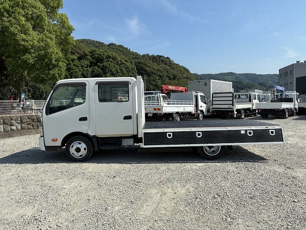 日野　デュトロ
