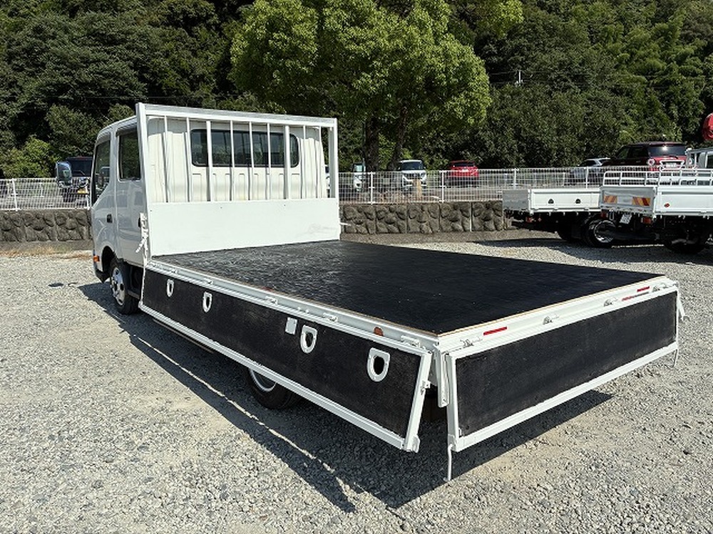 日野　デュトロ