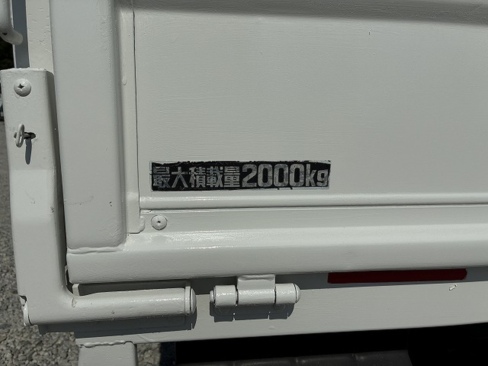 日野　デュトロ