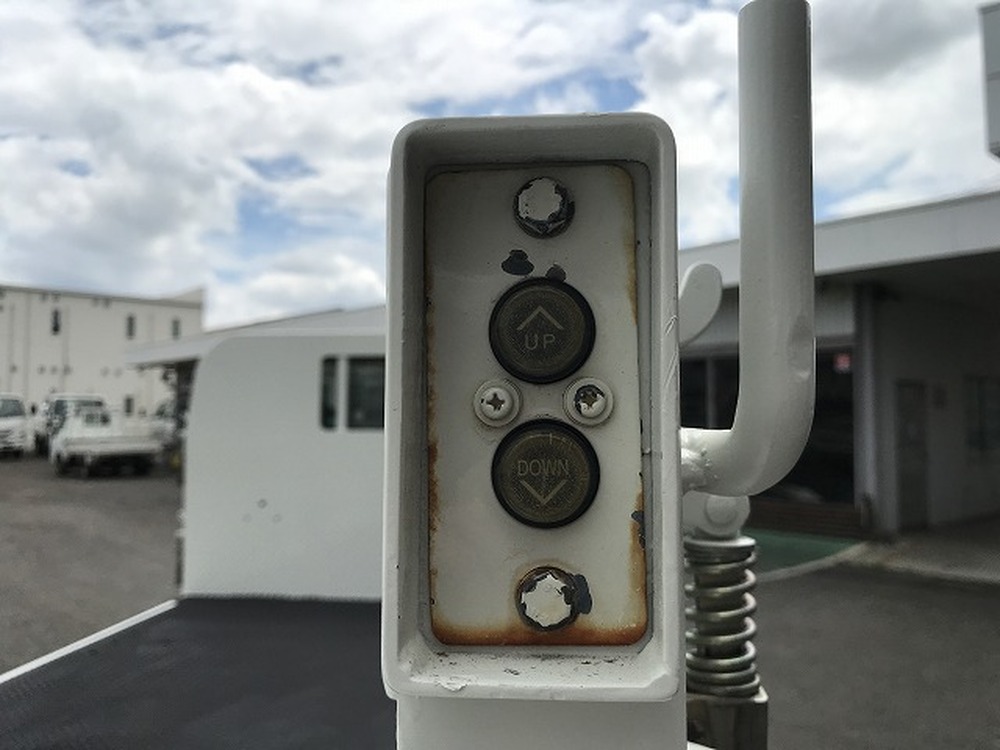 いすゞ　エルフ
