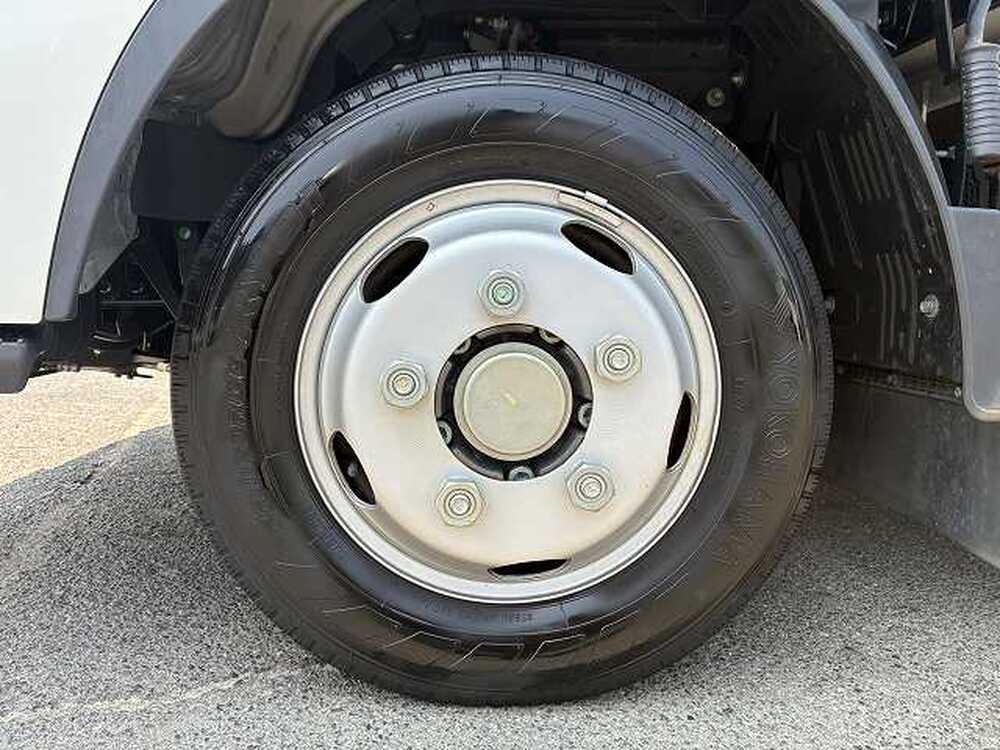 いすゞ　エルフ