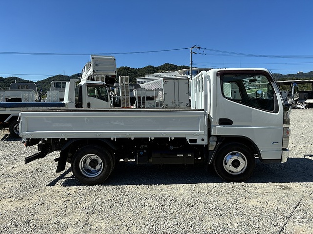 日産　アトラストラック