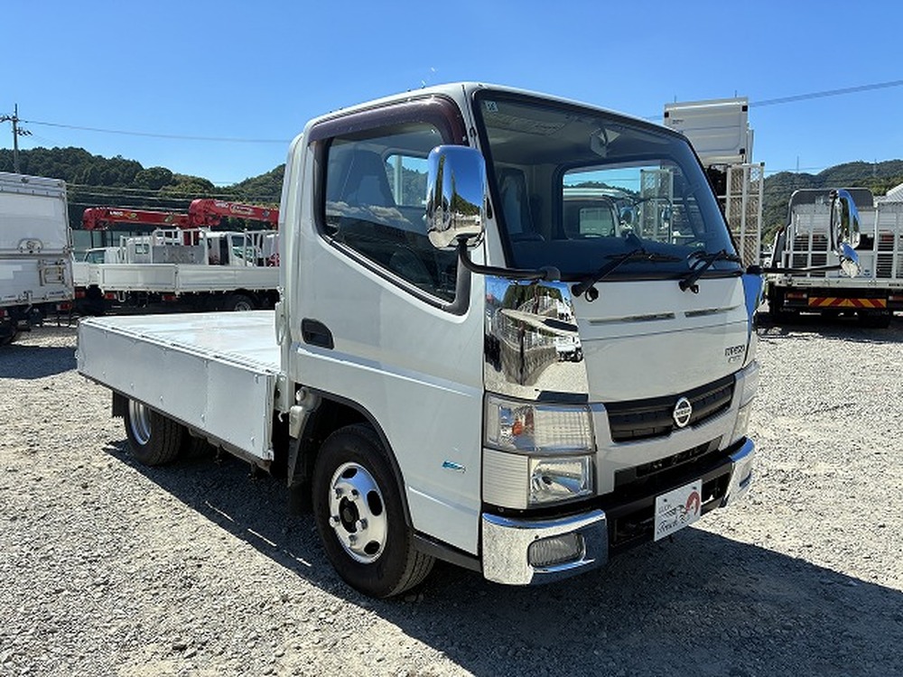 日産　アトラストラック