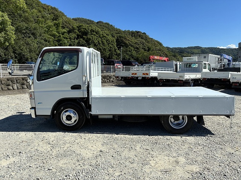 日産　アトラストラック
