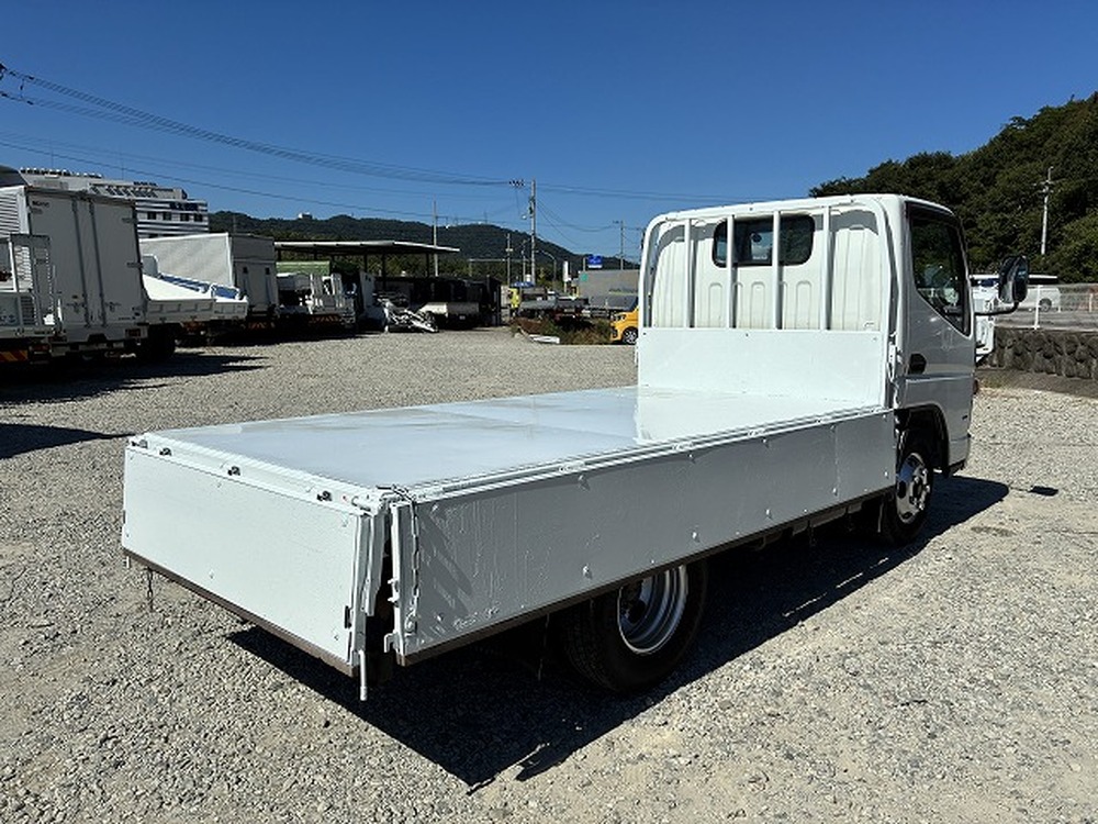 日産　アトラストラック