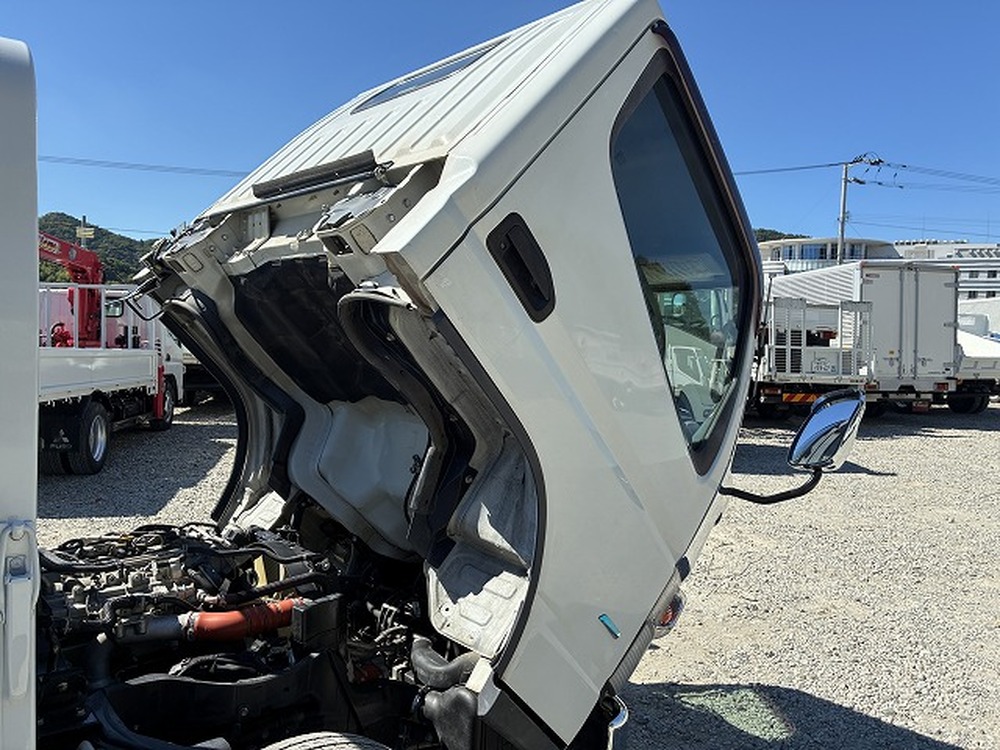 日産　アトラストラック