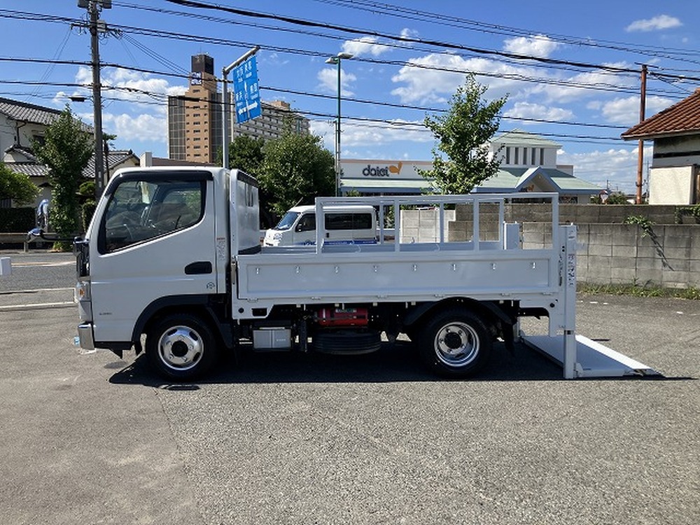 三菱ふそう　キャンター