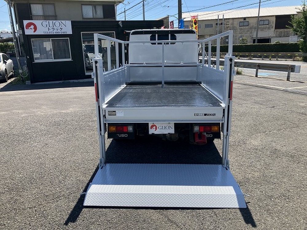 三菱ふそう　キャンター