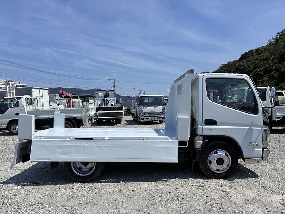 三菱ふそう　キャンター