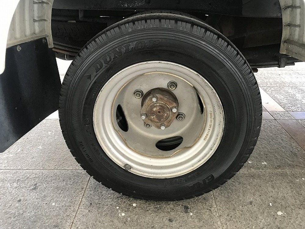 日産　バネットトラック