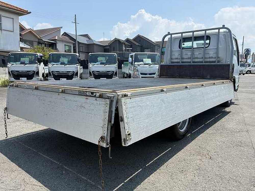 いすゞ　エルフ