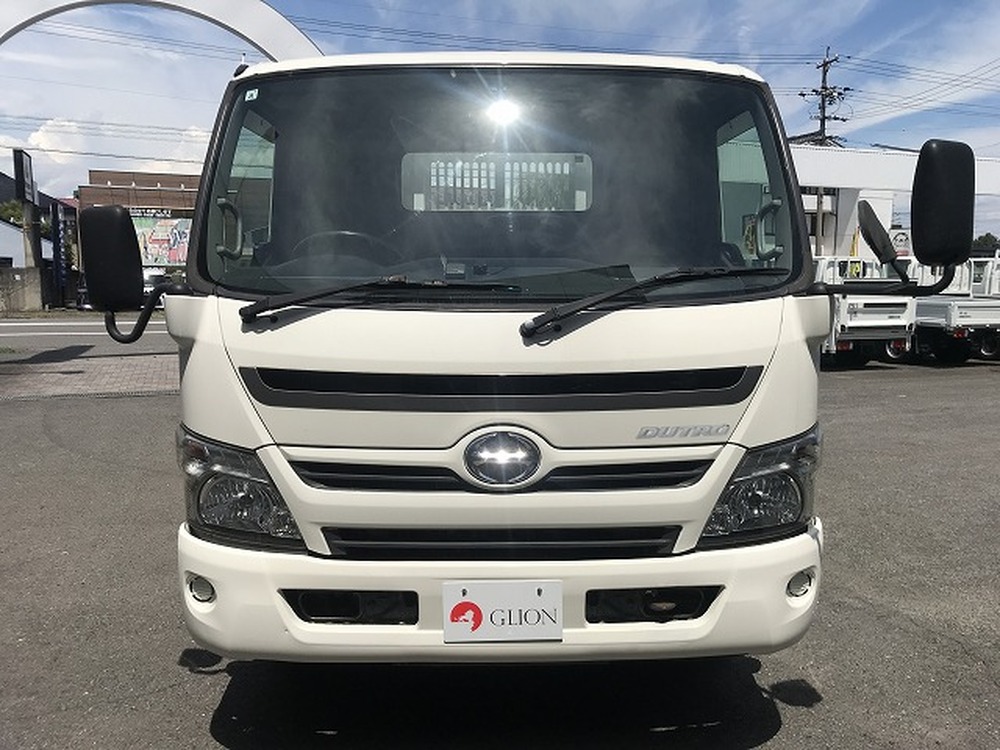 日野　デュトロ