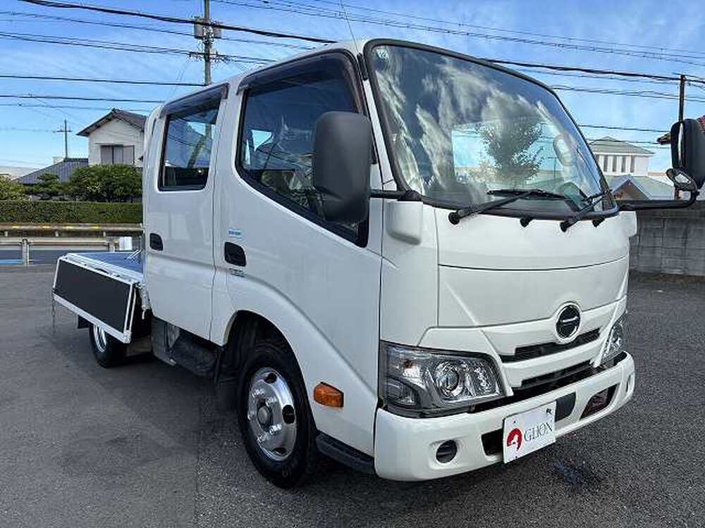 日野　デュトロ