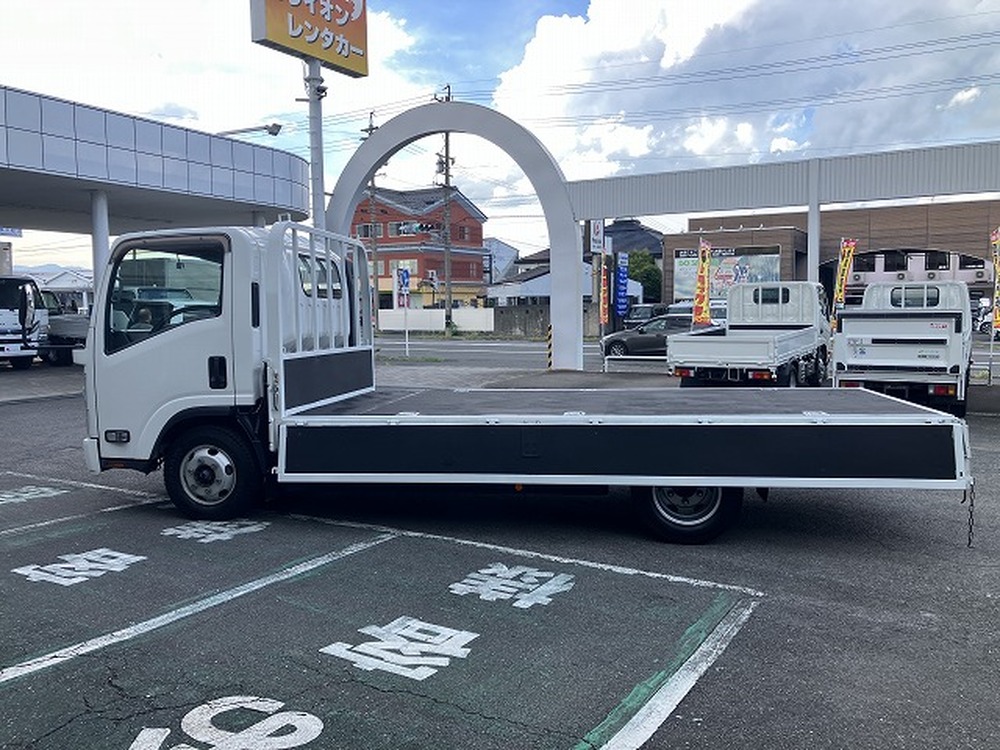 いすゞ　エルフ