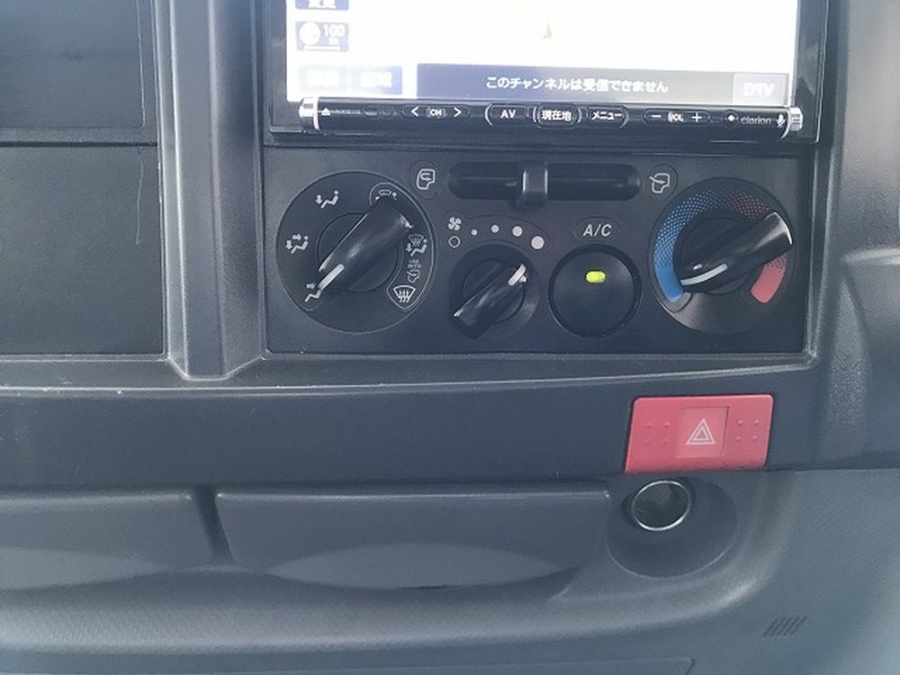 日産　アトラストラック