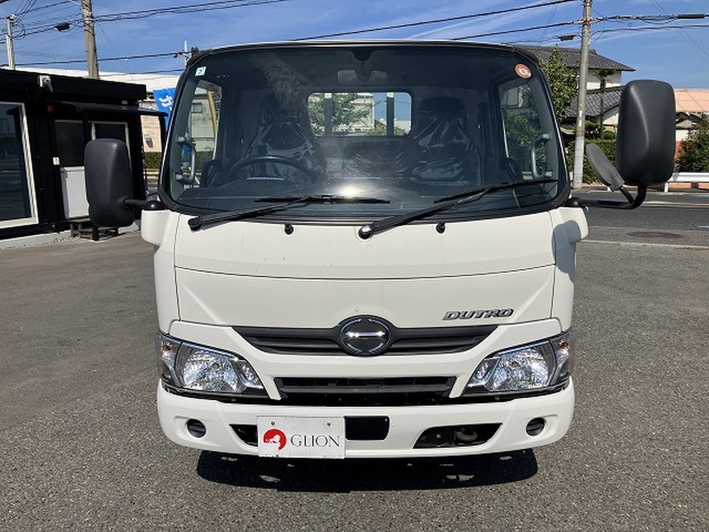 日野　デュトロ