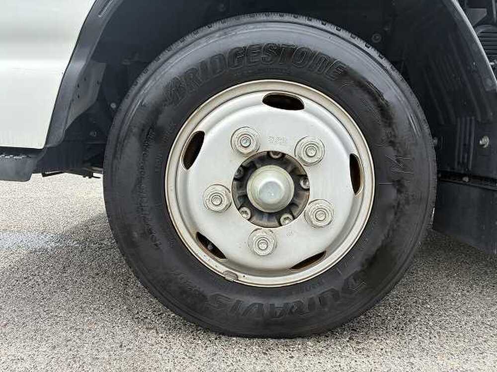 いすゞ　エルフ