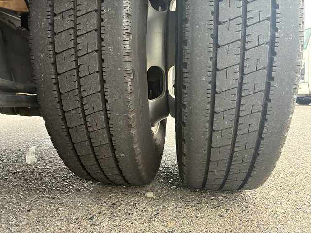 いすゞ　エルフ